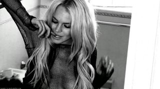 lindsay-lohan-topless-video-muse-14 lindsay-lohan-topless-video-muse-14